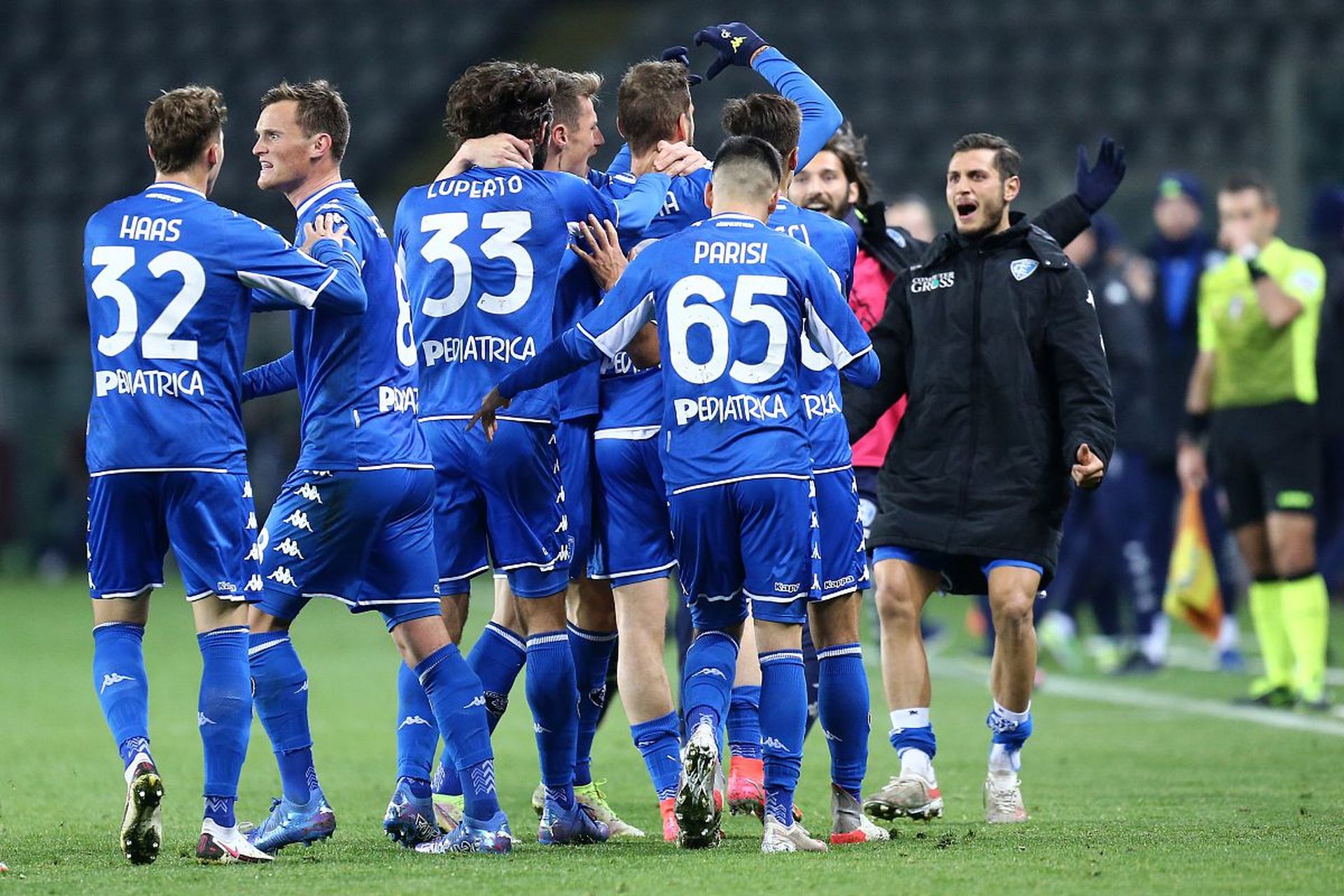 合作空间正 合作空间正