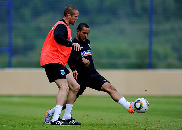 并在交易中 并在交易中